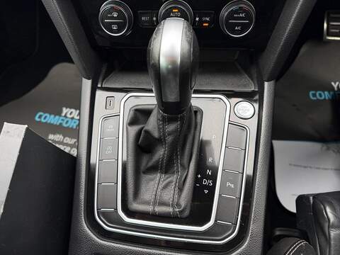 Volkswagen Passat 1.5 TSI EVO R-Line DSG Euro 6 (s/s) 4dr - U79802