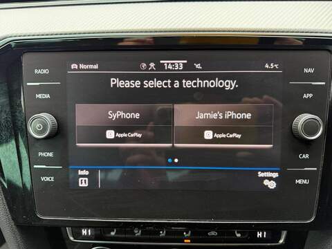 Volkswagen Passat 1.5 TSI EVO R-Line DSG Euro 6 (s/s) 4dr - U79802