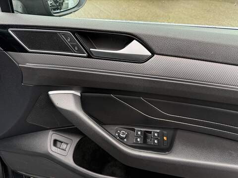 Volkswagen Passat 1.5 TSI EVO R-Line DSG Euro 6 (s/s) 4dr - U79802