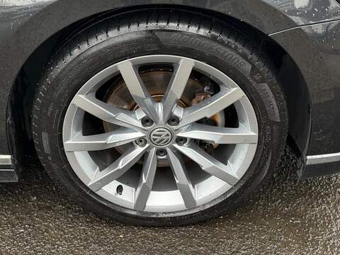 Volkswagen Passat 1.5 TSI EVO R-Line DSG Euro 6 (s/s) 4dr - U79802