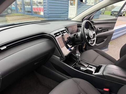 Hyundai TUCSON 1.6 T-GDi MHEV SE Connect DCT Euro 6 (s/s) 5dr - U79803