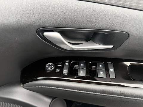 Hyundai TUCSON 1.6 T-GDi MHEV SE Connect DCT Euro 6 (s/s) 5dr - U79803