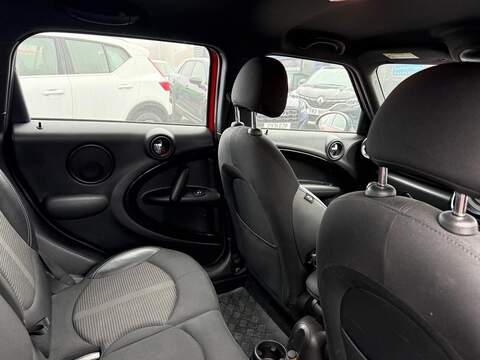 MINI Countryman 1.6 Cooper D SUV 5dr Diesel Manual ALL4 Euro 6 (s/s) (112 ps) - U79806