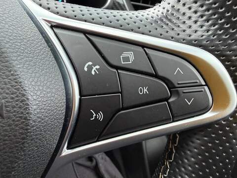 Renault Arkana Arkana 1.6 E-TECH E-Tech engineered Auto 2WD Euro  SUV 1.6 Automatic Petrol Hybrid - U79809