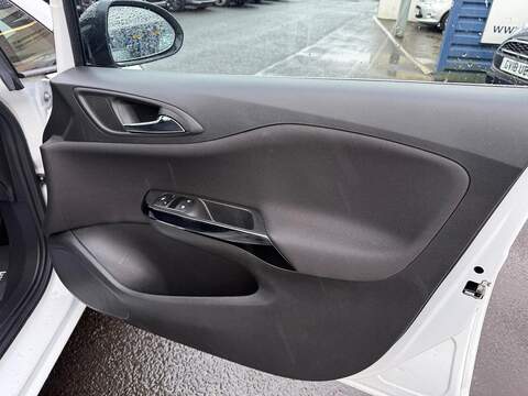 Vauxhall Corsa 1.4i ecoTEC Griffin Hatchback 5dr Petrol Manual Euro 6 (90 ps) - U79817