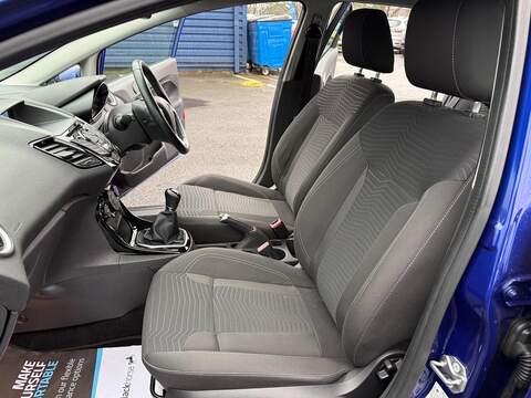 Ford Fiesta 1.25 Zetec Hatchback 5dr Petrol Manual Euro 6 (82 ps) - U79819