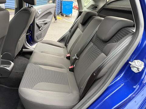 Ford Fiesta 1.25 Zetec Hatchback 5dr Petrol Manual Euro 6 (82 ps) - U79819