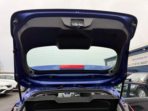 Ford Fiesta 1.25 Zetec Hatchback 5dr Petrol Manual Euro 6 (82 ps) - U79819