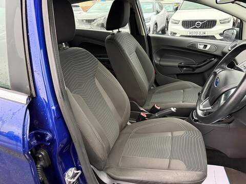 Ford Fiesta 1.25 Zetec Hatchback 5dr Petrol Manual Euro 6 (82 ps) - U79819