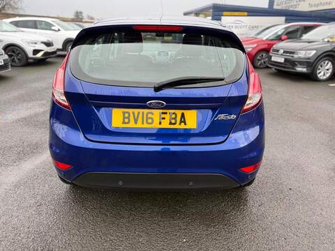 Ford Fiesta 1.25 Zetec Hatchback 5dr Petrol Manual Euro 6 (82 ps) - U79819