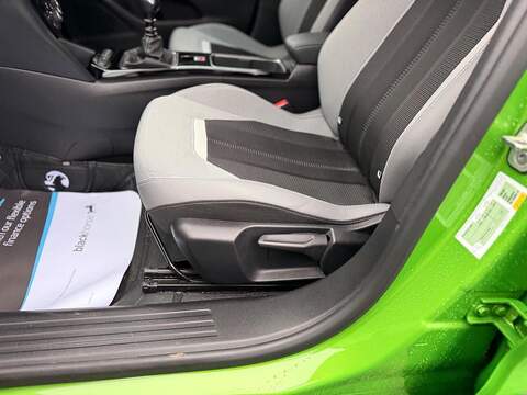 Vauxhall Mokka 1.2 Turbo Elite Edition SUV 5dr Petrol Manual Euro 6 (s/s) (100 ps) - U79821