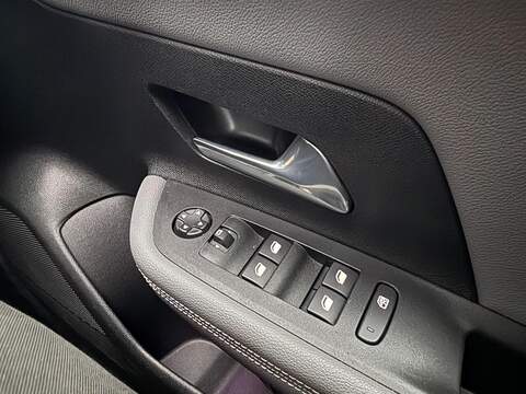 Vauxhall Mokka 1.2 Turbo Elite Edition SUV 5dr Petrol Manual Euro 6 (s/s) (100 ps) - U79821