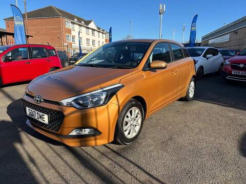 Hyundai i20 Clio Evolution Hatchback 1 Automatic Petrol Hybrid