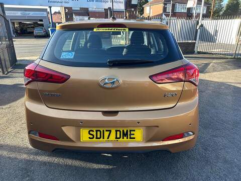Hyundai i20 1.2 SE Euro 6 5dr - U79824