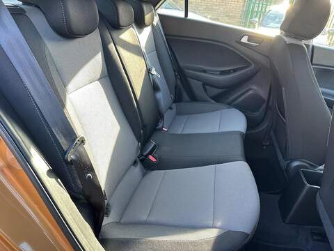Hyundai i20 1.2 SE Euro 6 5dr - U79824