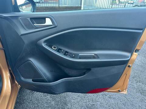 Hyundai i20 1.2 SE Euro 6 5dr - U79824