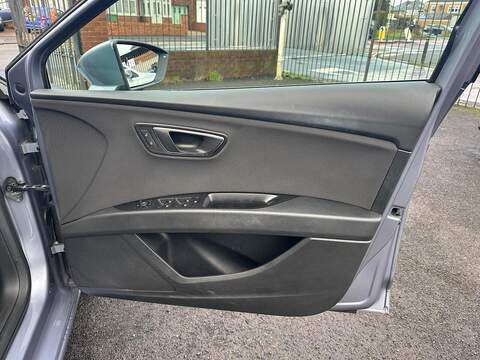 SEAT Leon 1.2 TSI SE DSG Euro 6 (s/s) 5dr - U79826