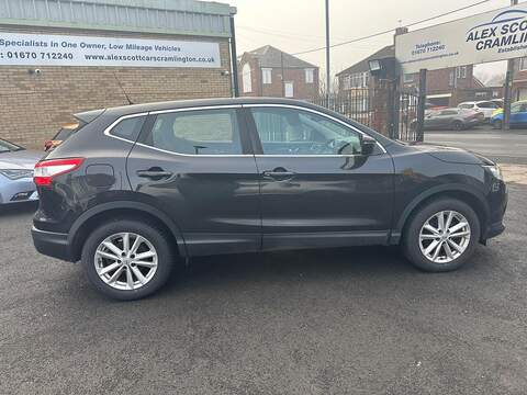 Nissan Qashqai 1.5 dCi Acenta 2WD Euro 6 (s/s) 5dr - U79827