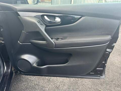 Nissan Qashqai 1.5 dCi Acenta 2WD Euro 6 (s/s) 5dr - U79827