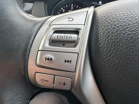 Nissan Qashqai 1.5 dCi Acenta 2WD Euro 6 (s/s) 5dr - U79827