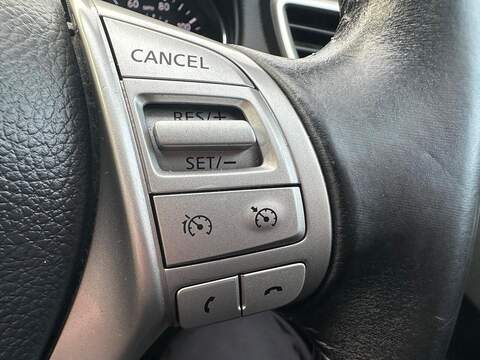 Nissan Qashqai 1.5 dCi Acenta 2WD Euro 6 (s/s) 5dr - U79827