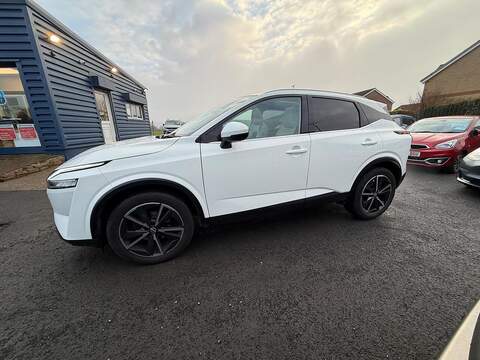 Nissan Qashqai 1.3 DIG-T MHEV Tekna XTRON Euro 6 (s/s) 5dr - U79829