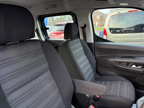 Vauxhall Combo Life 1.5 Turbo D BlueInjection Energy Euro 6 (s/s) 5dr - U79830