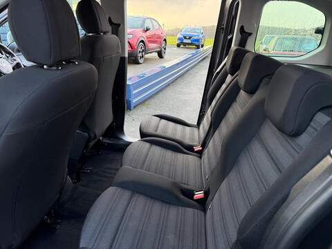 Vauxhall Combo Life 1.5 Turbo D BlueInjection Energy Euro 6 (s/s) 5dr - U79830