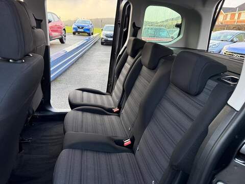 Vauxhall Combo Life 1.5 Turbo D BlueInjection Energy Euro 6 (s/s) 5dr - U79830