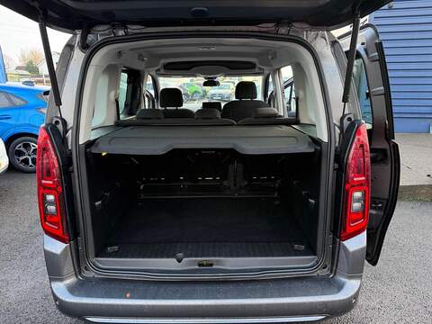 Vauxhall Combo Life 1.5 Turbo D BlueInjection Energy Euro 6 (s/s) 5dr - U79830