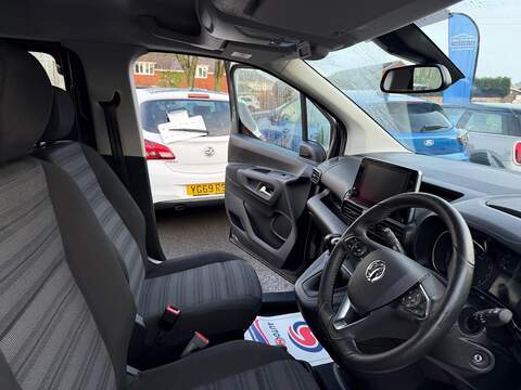 Vauxhall Combo Life 1.5 Turbo D BlueInjection Energy Euro 6 (s/s) 5dr - U79830