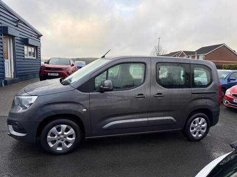 Vauxhall Combo Life 1.5 Turbo D BlueInjection Energy Euro 6 (s/s) 5dr - U79830