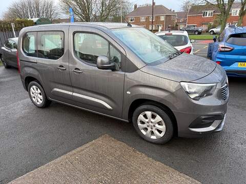 Vauxhall Combo Life 1.5 Turbo D BlueInjection Energy Euro 6 (s/s) 5dr - U79830