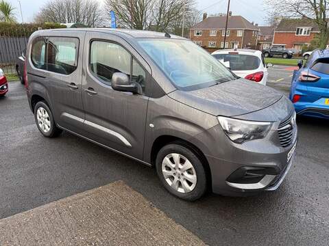 Vauxhall Combo Life 1.5 Turbo D BlueInjection Energy Euro 6 (s/s) 5dr - U79830