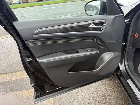 Renault Arkana 1.6 E-TECH E-Tech engineered Auto 2WD Euro 6 (s/s) 5dr - U79831