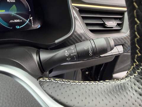 Renault Arkana 1.6 E-TECH E-Tech engineered Auto 2WD Euro 6 (s/s) 5dr - U79831