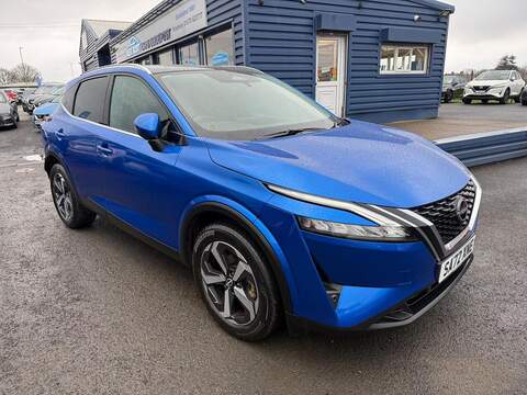 Nissan Qashqai 1.3 DIG-T MHEV N-Connecta Euro 6 (s/s) 5dr - U79835
