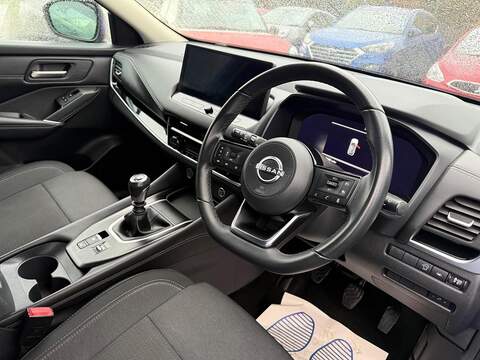 Nissan Qashqai 1.3 DIG-T MHEV N-Connecta Euro 6 (s/s) 5dr - U79835