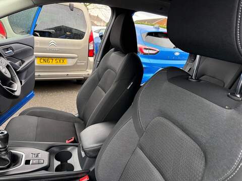 Nissan Qashqai 1.3 DIG-T MHEV N-Connecta Euro 6 (s/s) 5dr - U79835