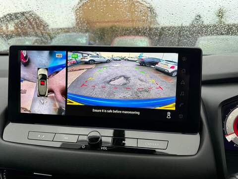 Nissan Qashqai 1.3 DIG-T MHEV N-Connecta Euro 6 (s/s) 5dr - U79835