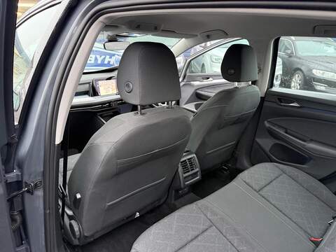 Volkswagen Golf 1.5 eTSI MHEV Life DSG Euro 6 (s/s) 5dr - U79838