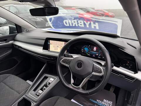 Volkswagen Golf 1.5 eTSI MHEV Life DSG Euro 6 (s/s) 5dr - U79838