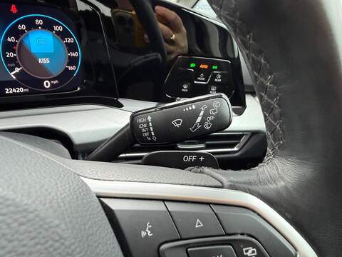 Volkswagen Golf 1.5 eTSI MHEV Life DSG Euro 6 (s/s) 5dr - U79838