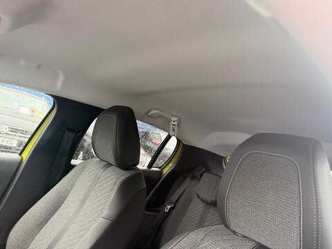 Peugeot 208 1.2 PureTech Allure Euro 6 (s/s) 5dr - U79839