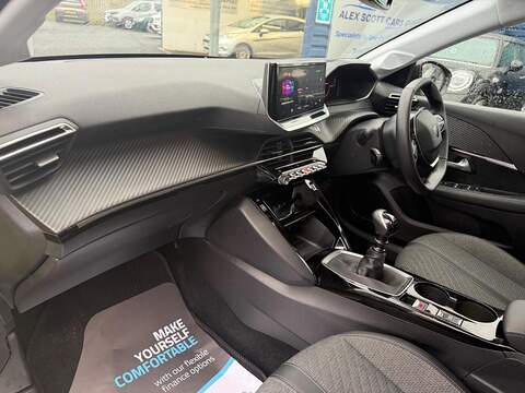 Peugeot 208 1.2 PureTech Allure Euro 6 (s/s) 5dr - U79839