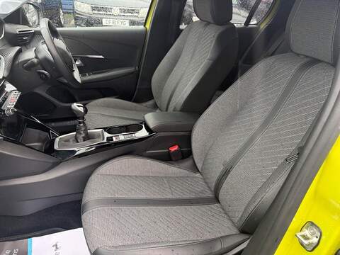 Peugeot 208 1.2 PureTech Allure Euro 6 (s/s) 5dr - U79839