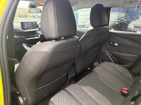 Peugeot 208 1.2 PureTech Allure Euro 6 (s/s) 5dr - U79839