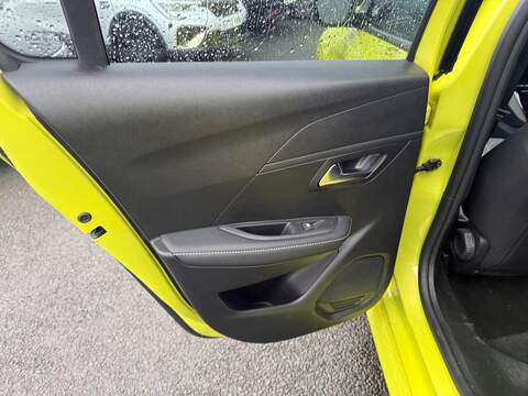 Peugeot 208 1.2 PureTech Allure Euro 6 (s/s) 5dr - U79839