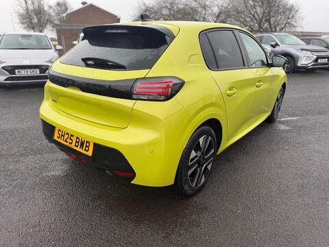 Peugeot 208 1.2 PureTech Allure Euro 6 (s/s) 5dr - U79839