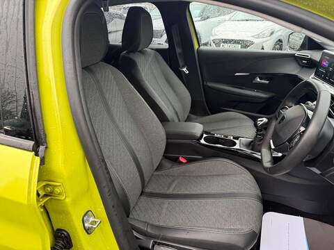 Peugeot 208 1.2 PureTech Allure Euro 6 (s/s) 5dr - U79839